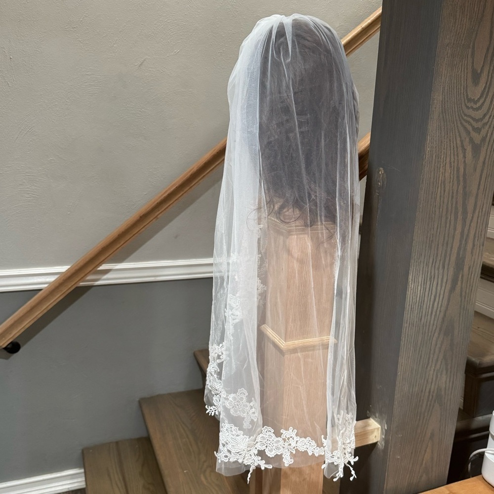 Veil​​ - Picture 3 of 10